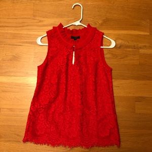 Sleeveless lace top